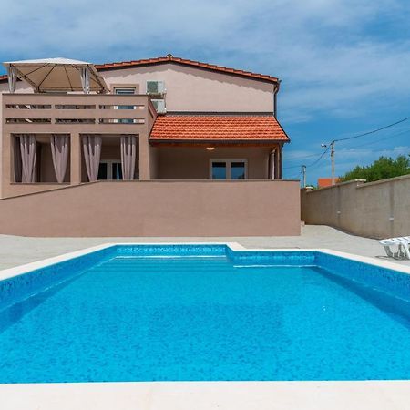 Apartmani Krzak Nin Luaran gambar