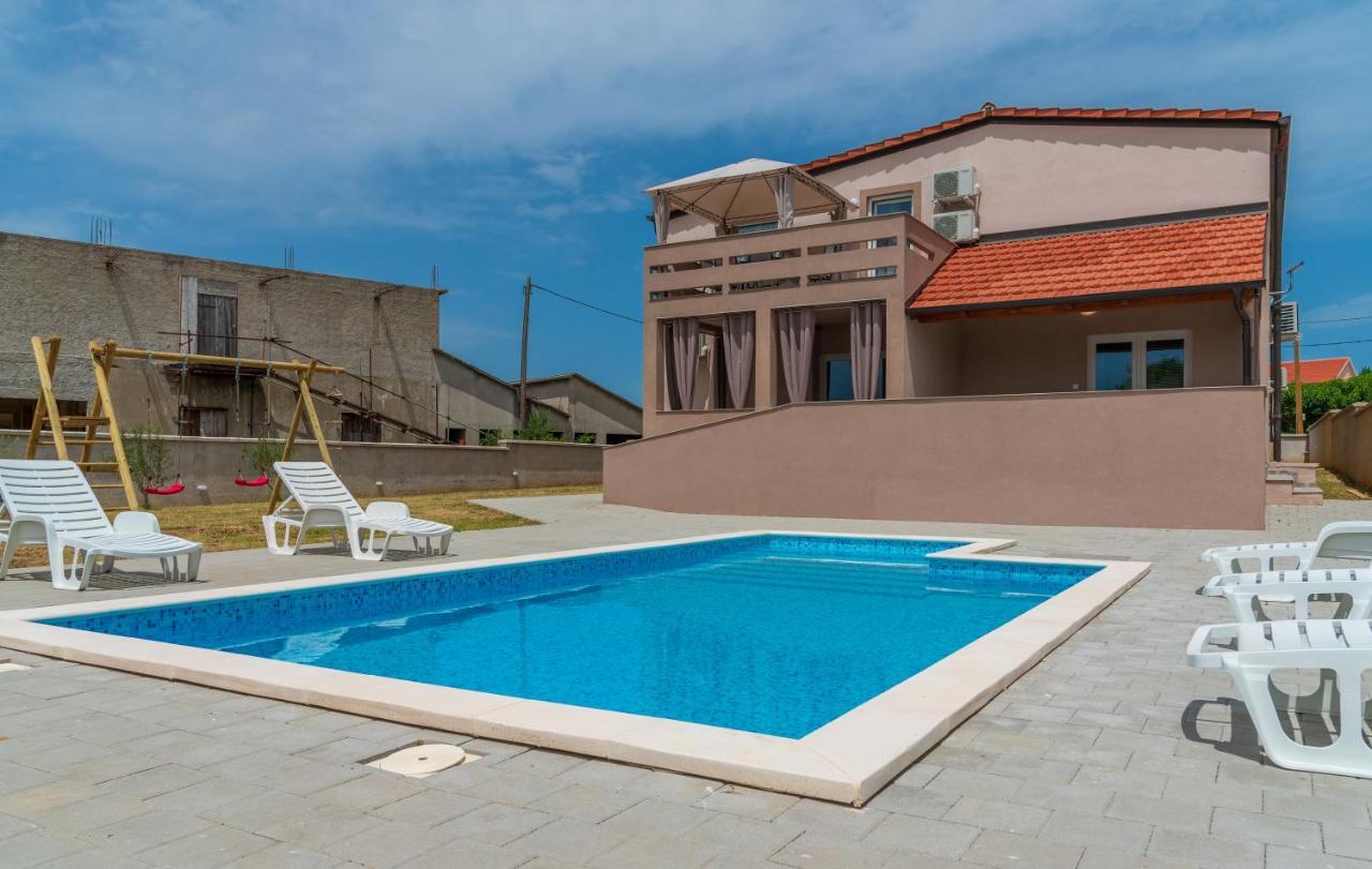 Apartmani Krzak Nin Luaran gambar