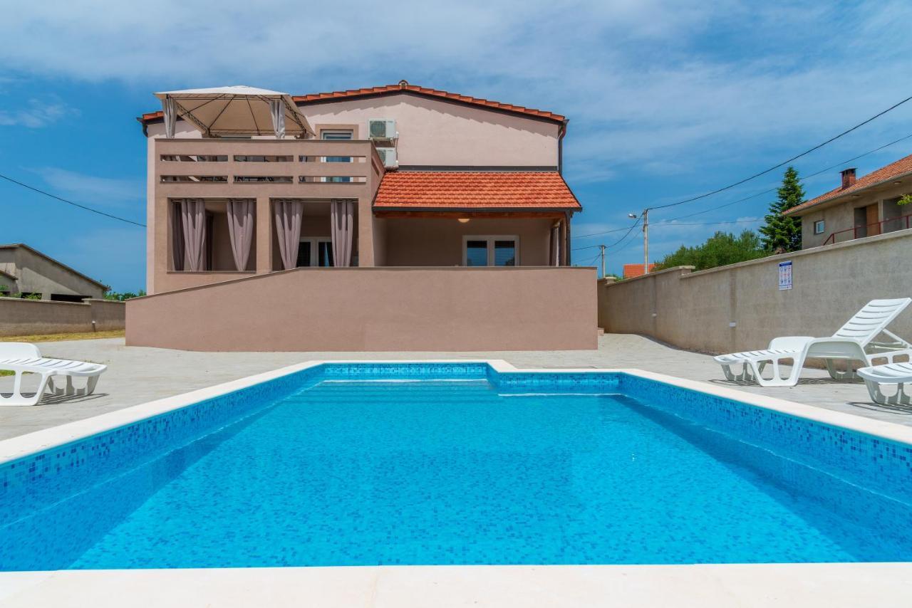 Apartmani Krzak Nin Luaran gambar