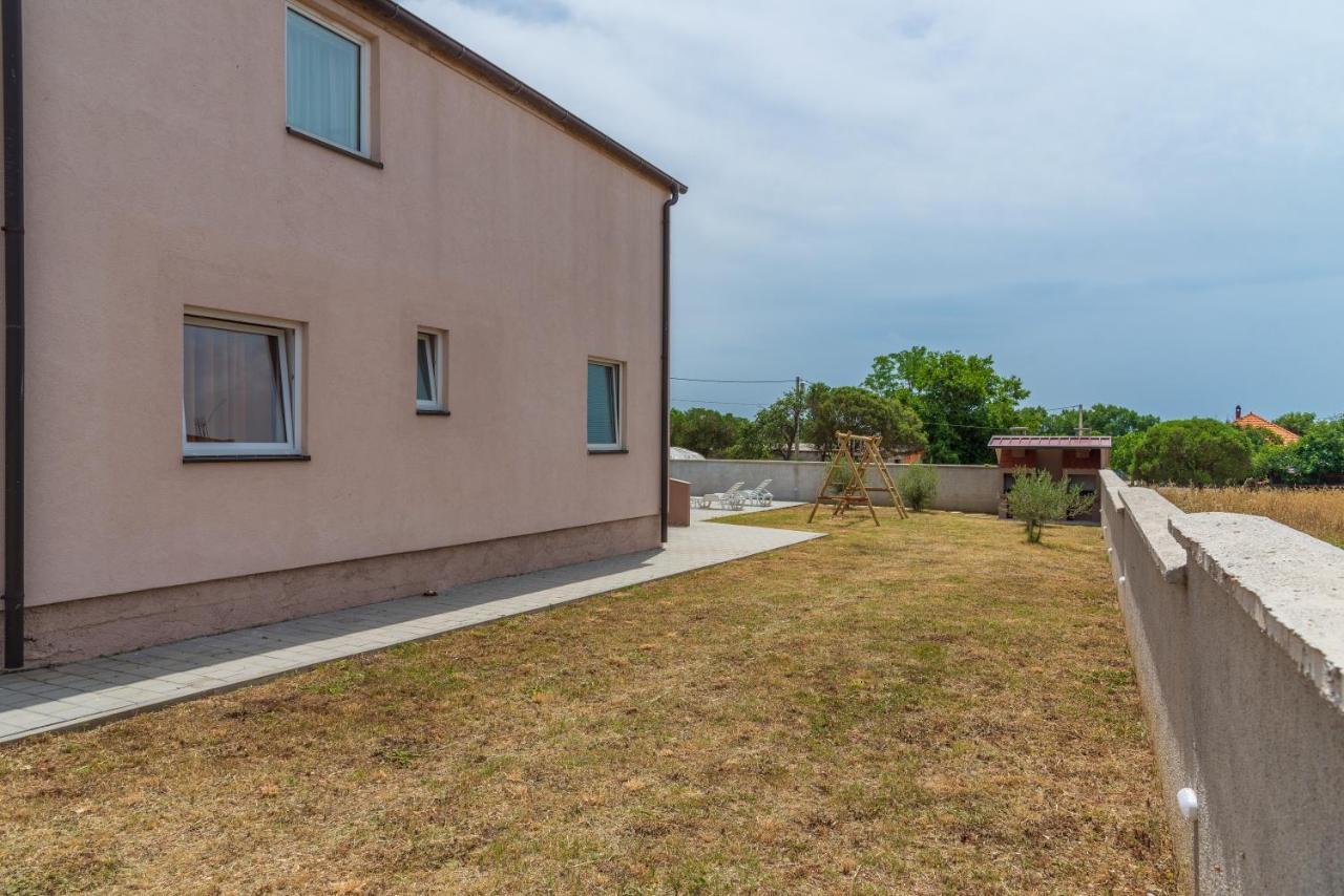 Apartmani Krzak Nin Luaran gambar