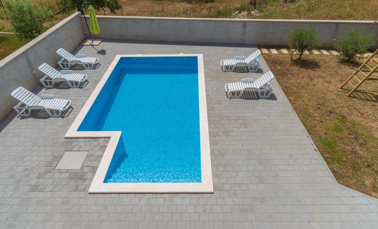 Apartmani Krzak Nin Luaran gambar