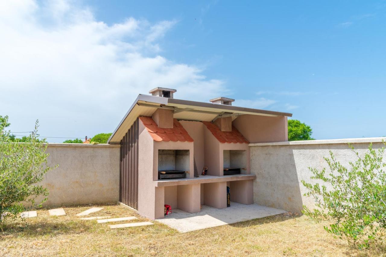 Apartmani Krzak Nin Luaran gambar