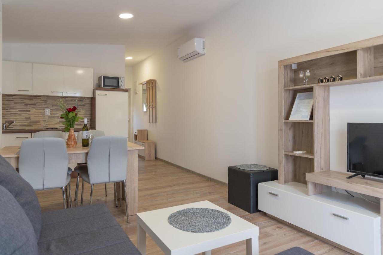Apartmani Krzak Nin Luaran gambar