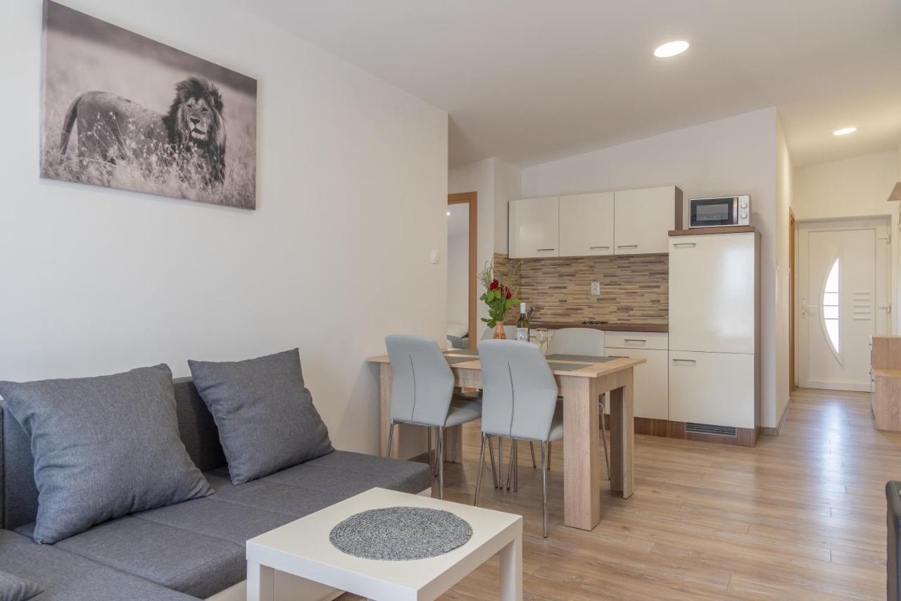 Apartmani Krzak Nin Luaran gambar