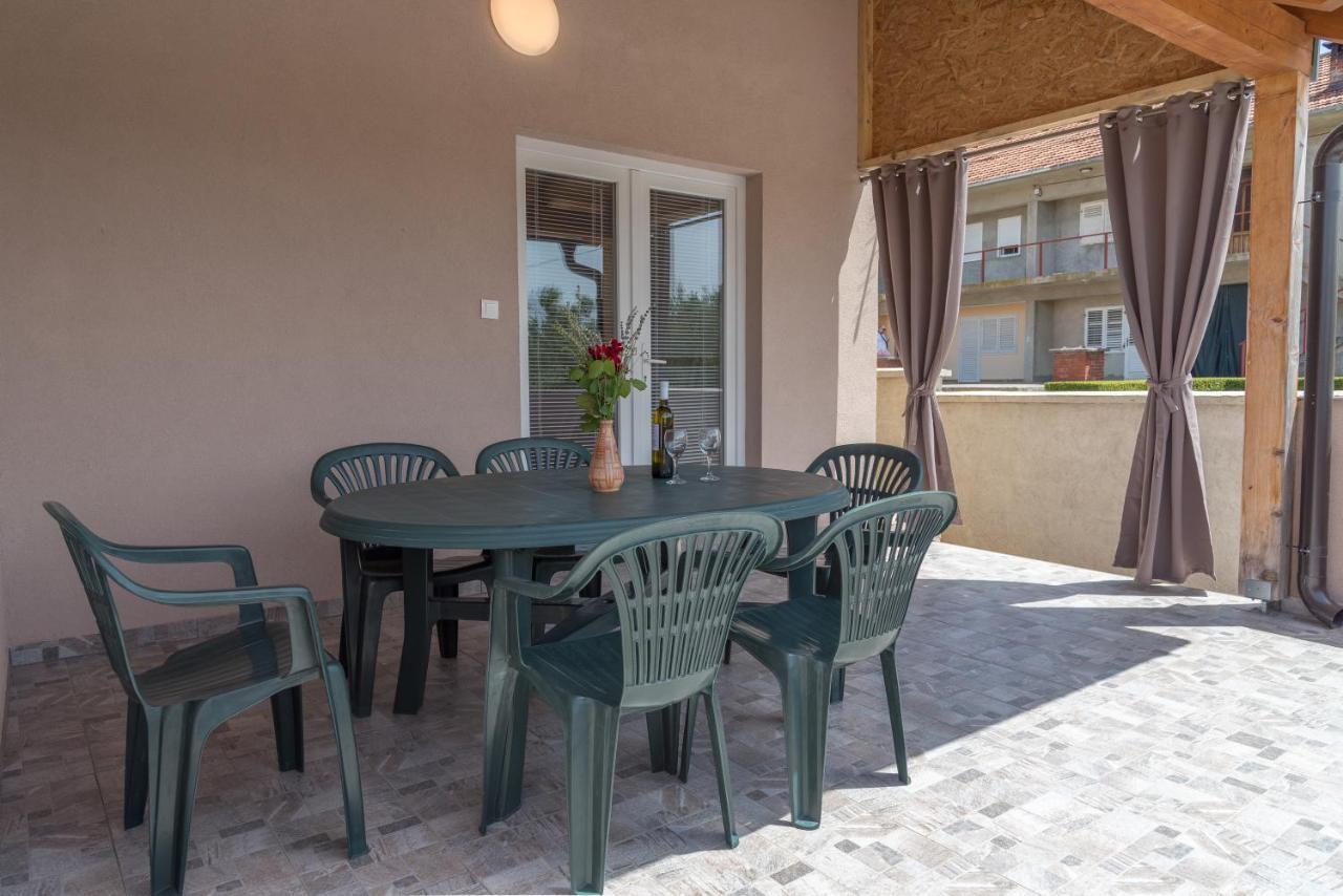 Apartmani Krzak Nin Luaran gambar