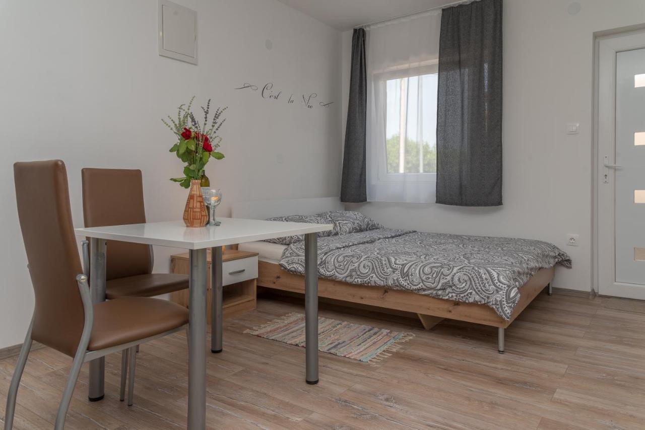 Apartmani Krzak Nin Luaran gambar